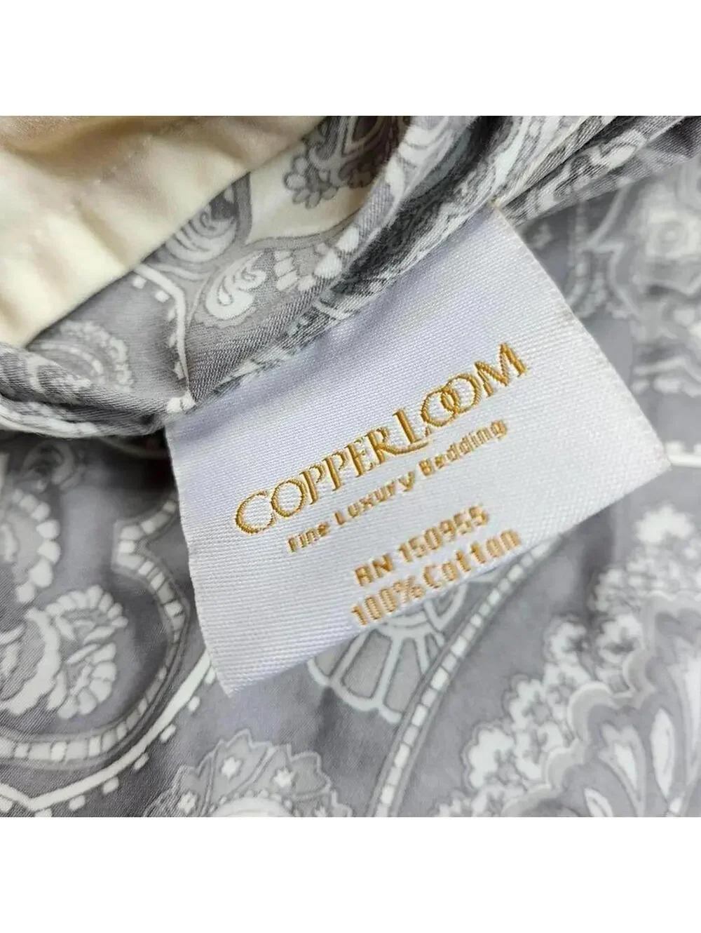 Copperloom Queen Gray Paisley Luxury Duvet + 2 Pillowcases + 1 King Pillowcase